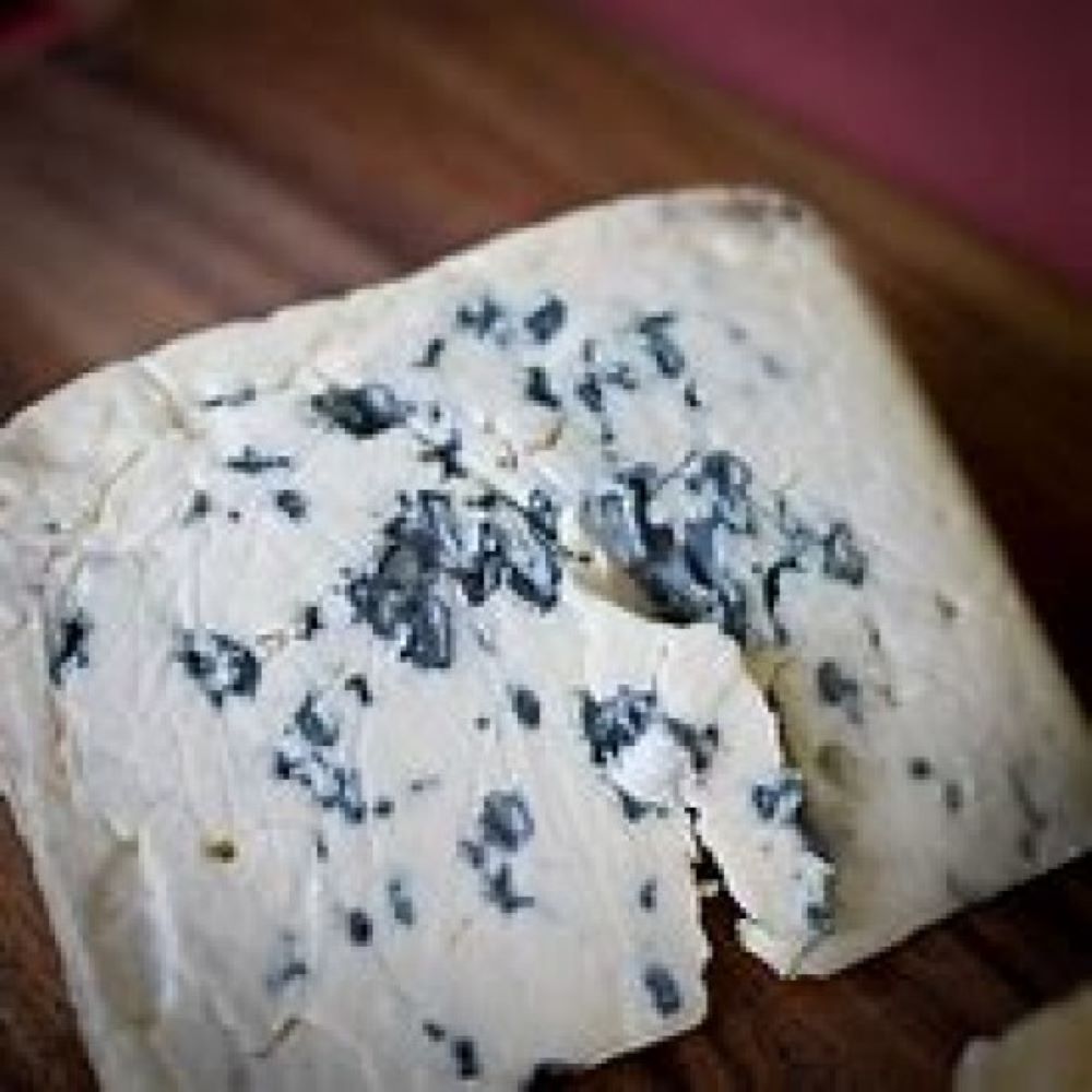 St. Agur- Cow's Milk Blue, France - per 100 g